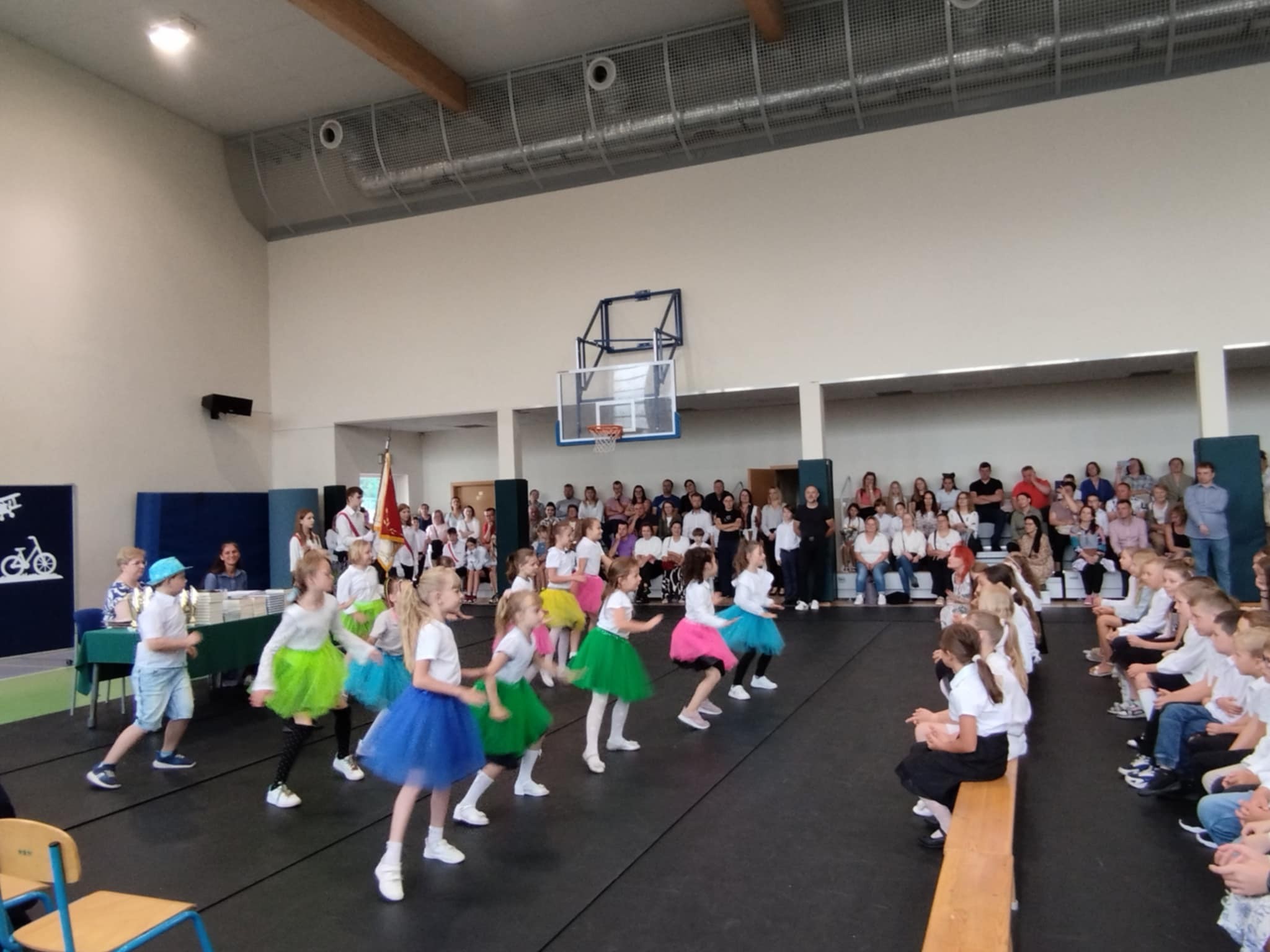 Występ zespołu tanecznego